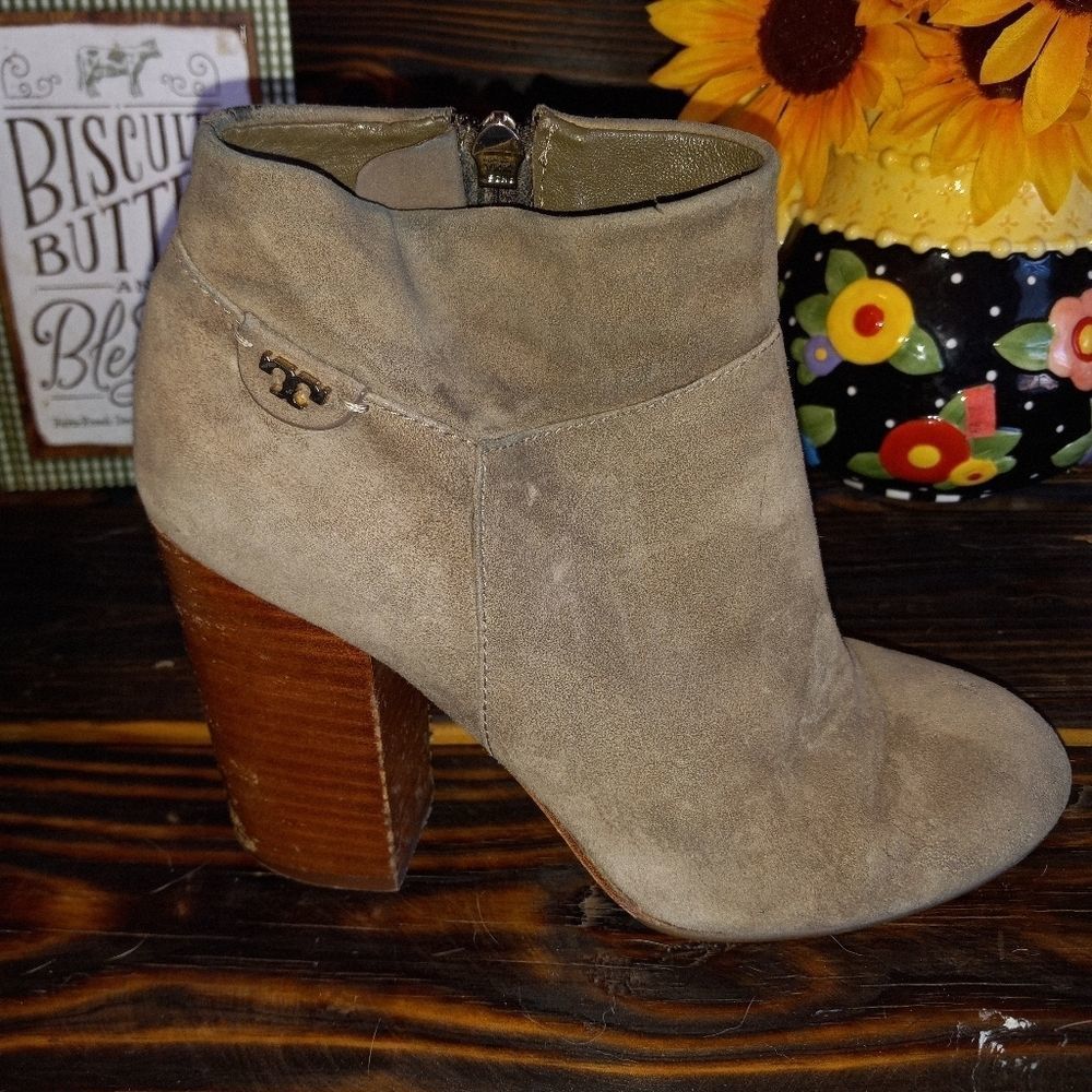 Tory Burch Fulton Bootie/Ankle Boots Suede - Picture 6 of 11